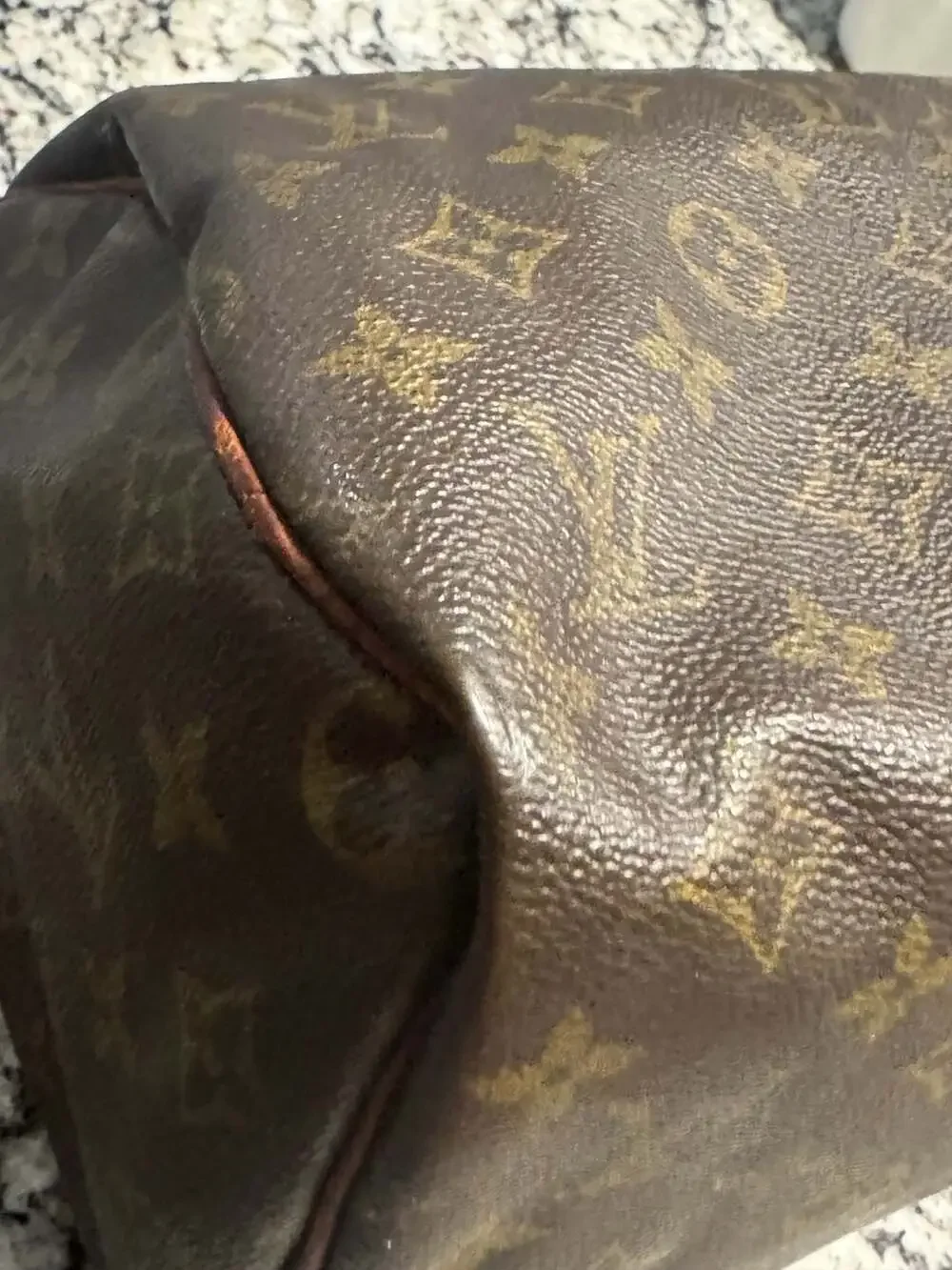 Louis Vuitton Monogram Speedy 30 Handbag | LegitApp COA | Clean Interior